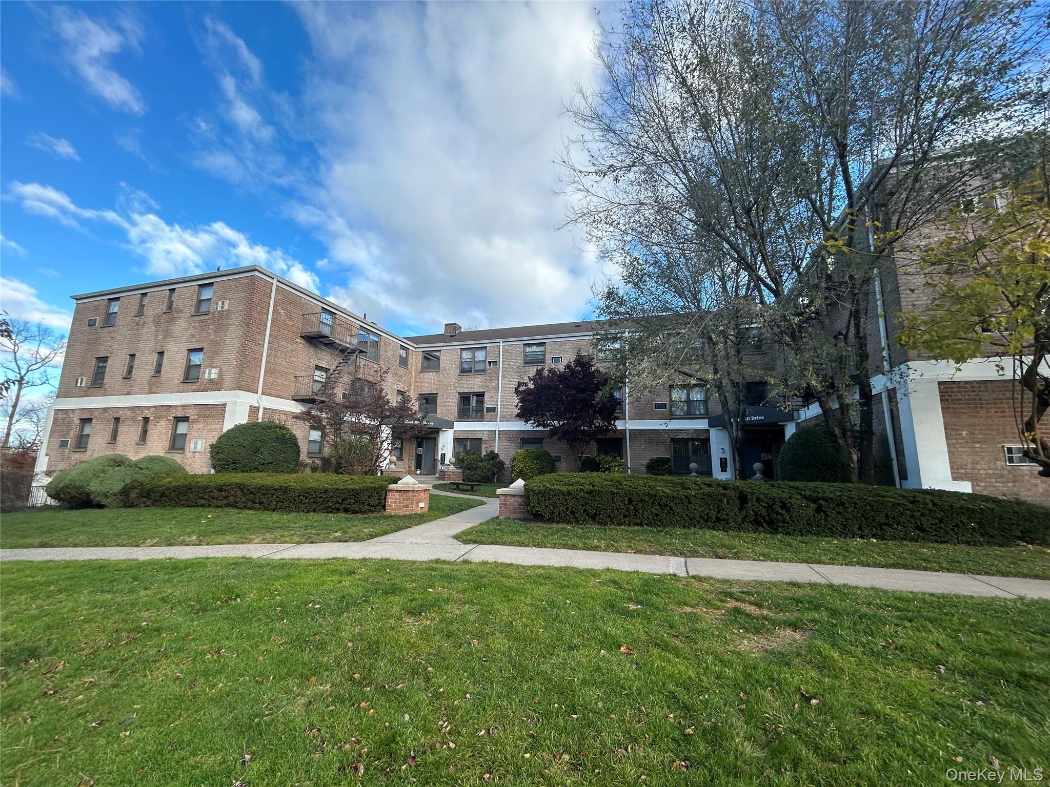 2 West Mill Drive, Unit 3A photo 2