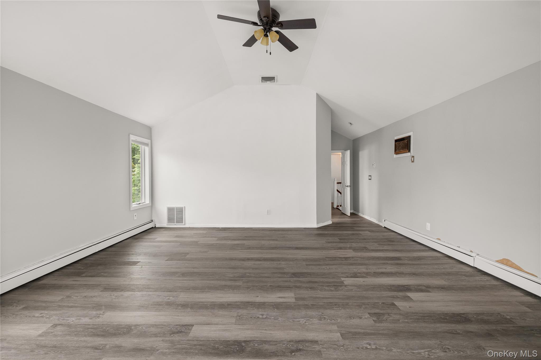 20A Hilltop Avenue – For Rent photo 14