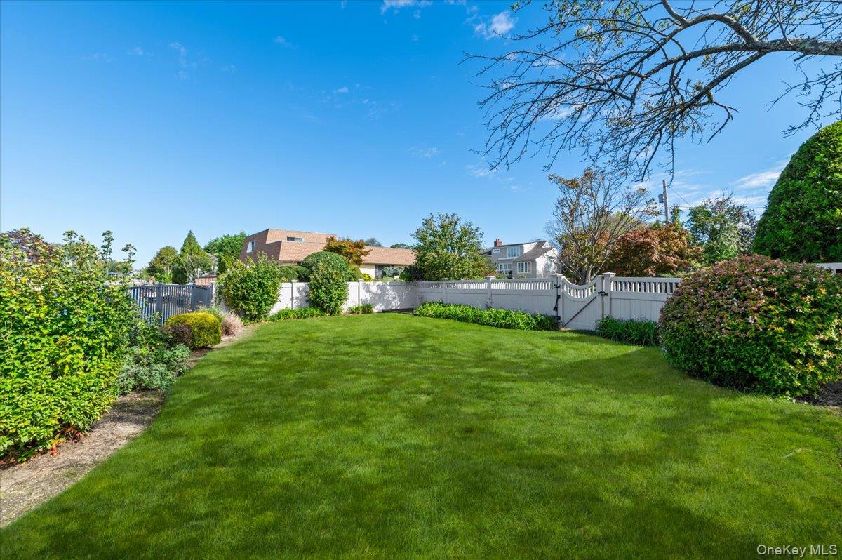 2 Fairfax Road – For Sale photo 32