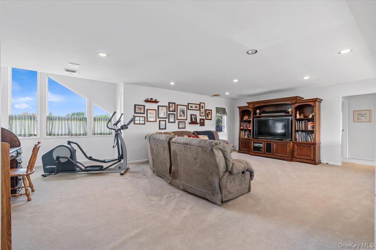 2 Fairfax Road – For Sale photo 14
