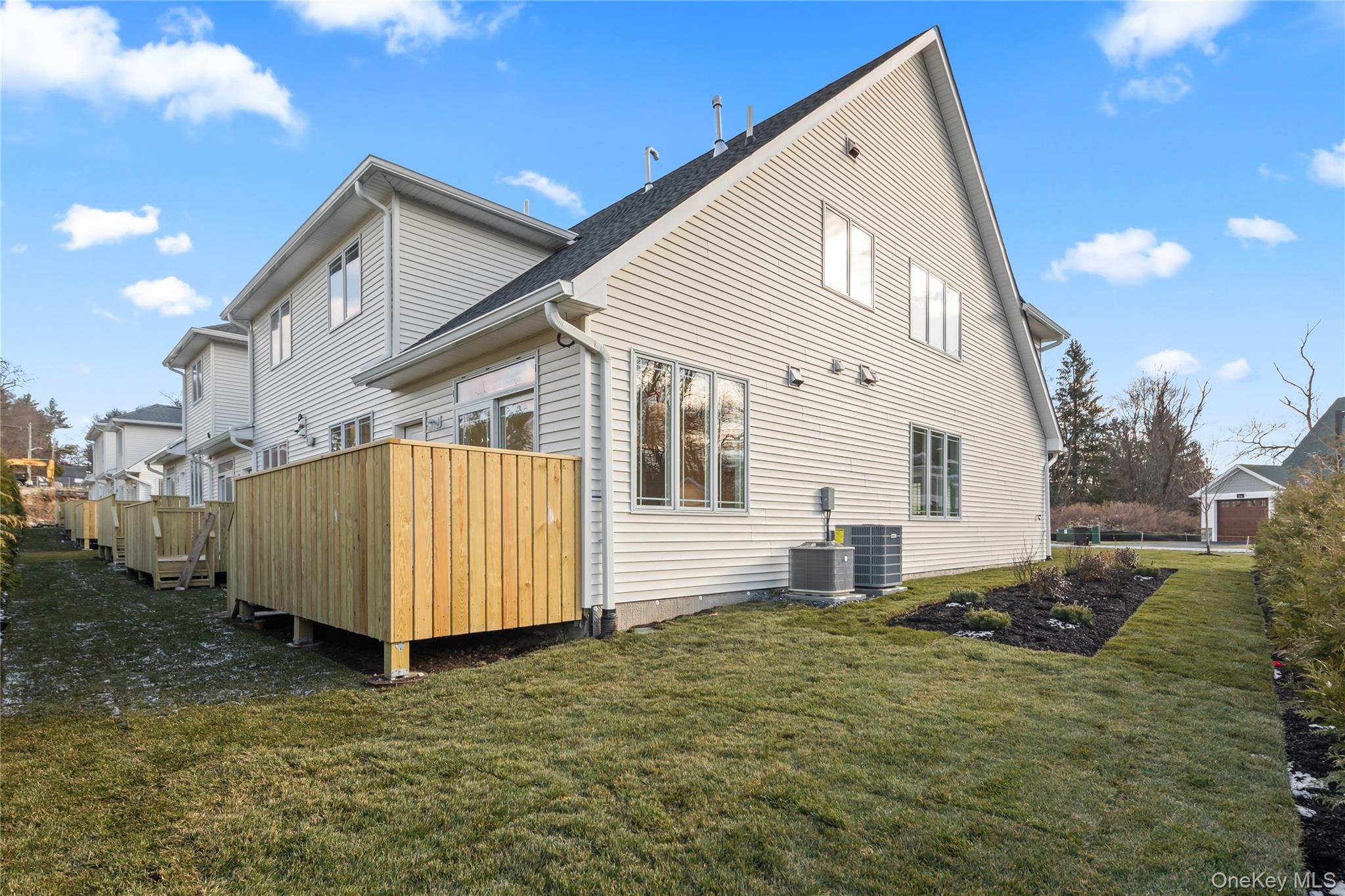 7 Dessau Circle – For Sale photo 44