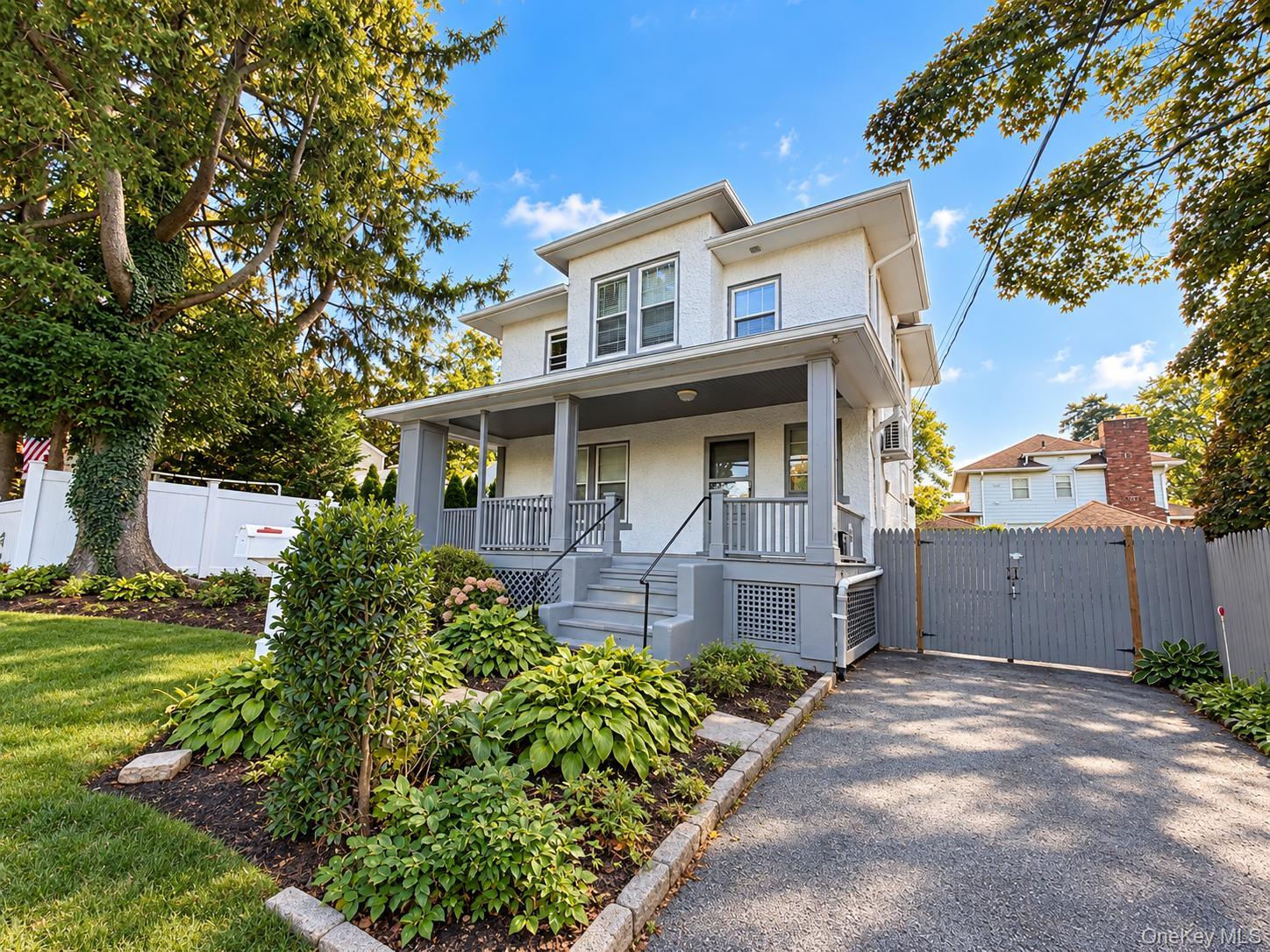 111 Rockne Road – For Sale
