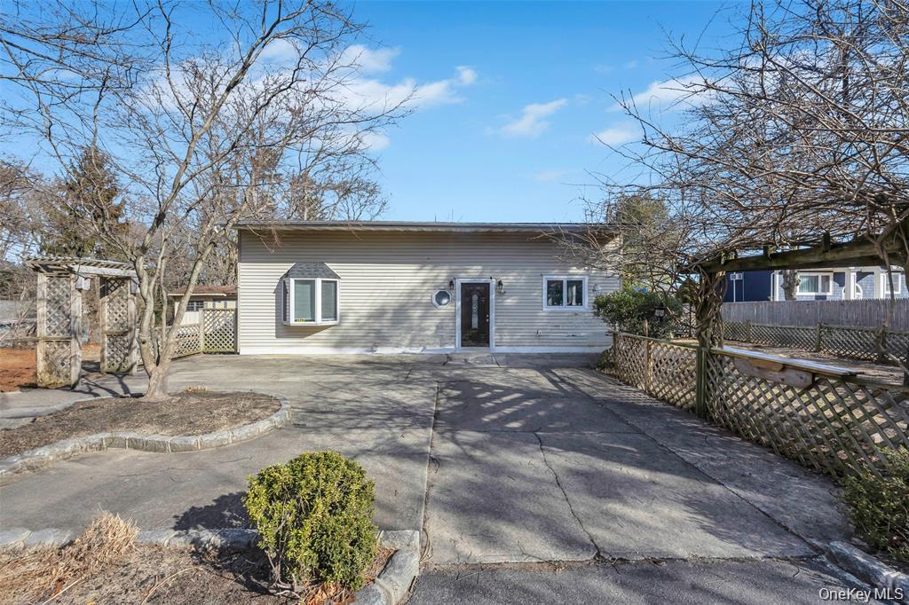 79 C Traction Boulevard – For Sale photo 2