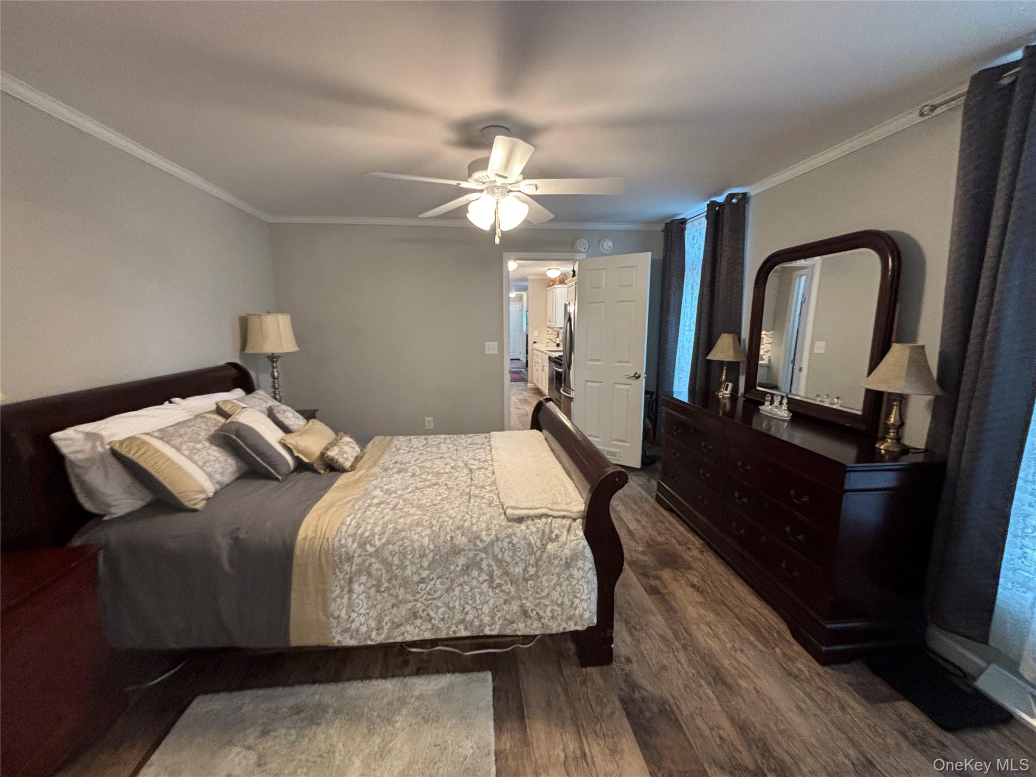 1661 Old Country Road, Unit 72 photo 21