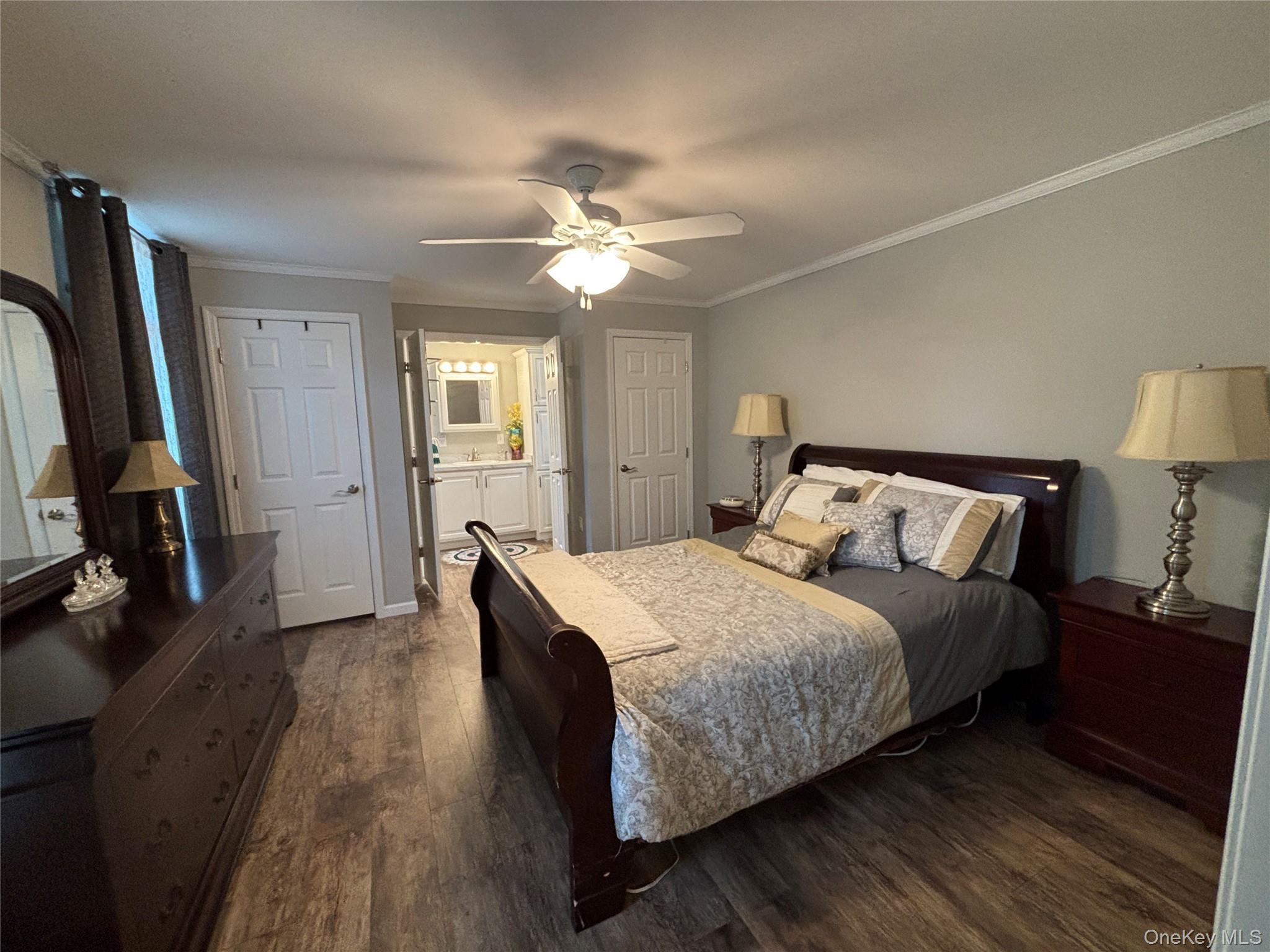 1661 Old Country Road, Unit 72 photo 17