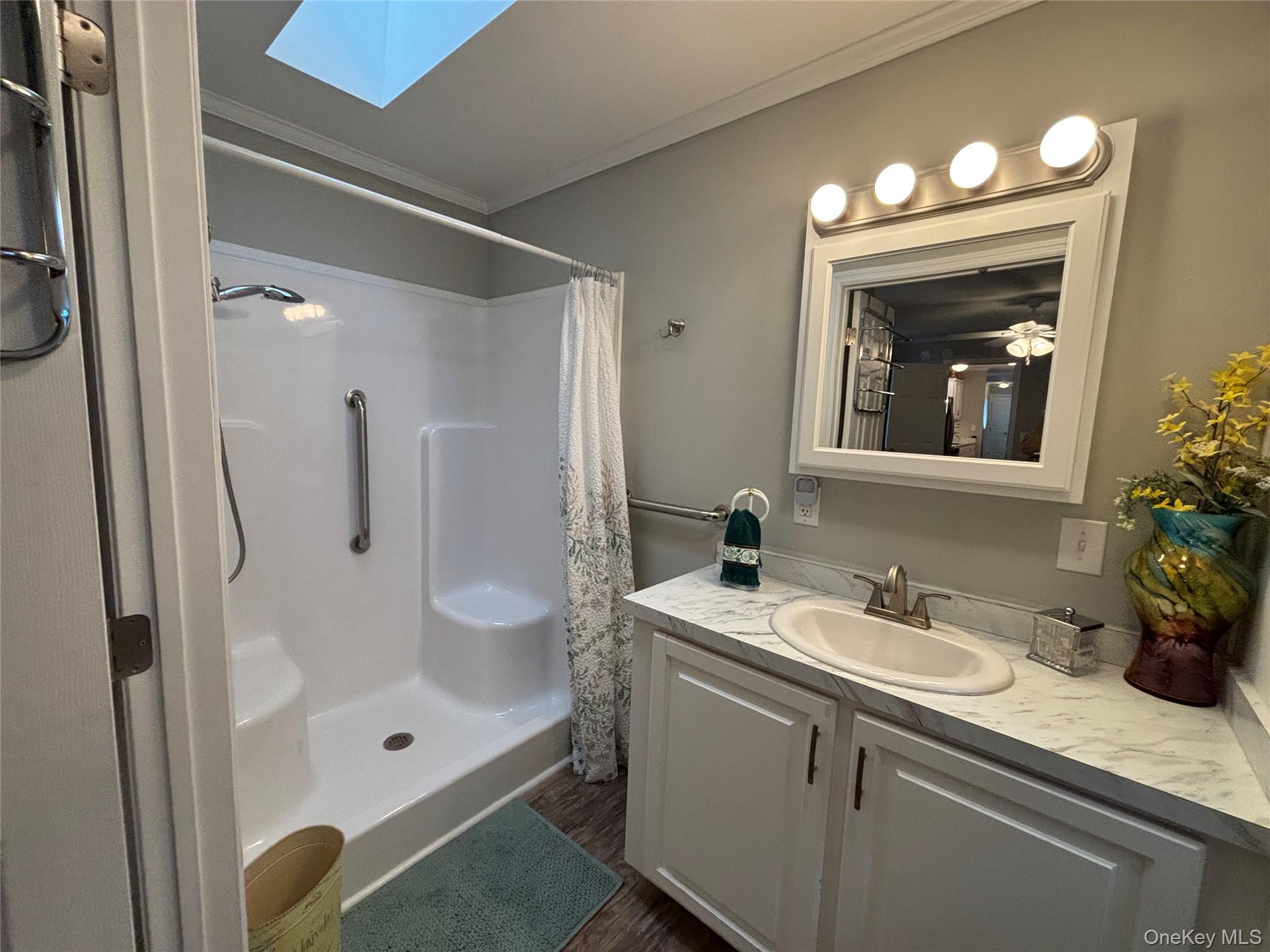 1661 Old Country Road, Unit 72 photo 25