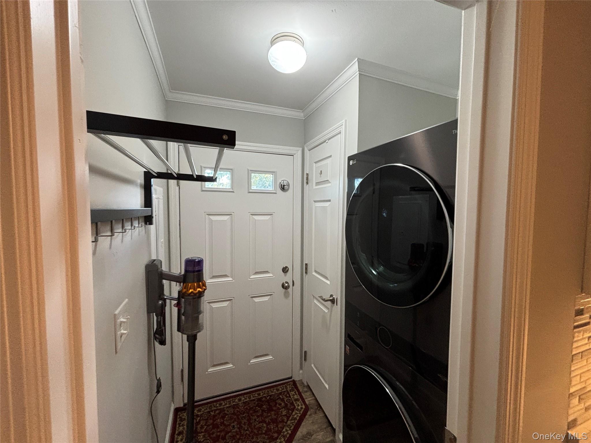 1661 Old Country Road, Unit 72 photo 16