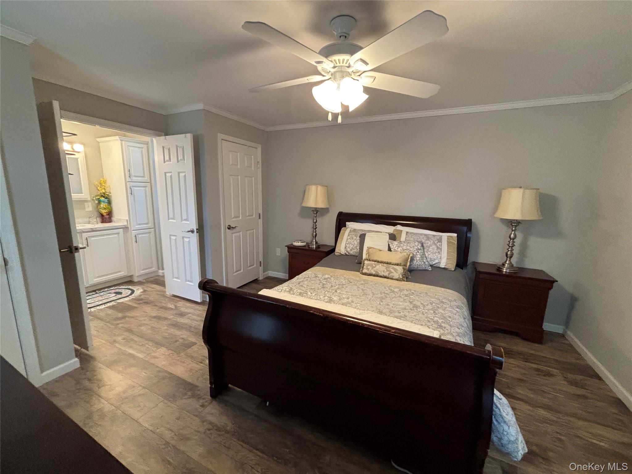 1661 Old Country Road, Unit 72 photo 18