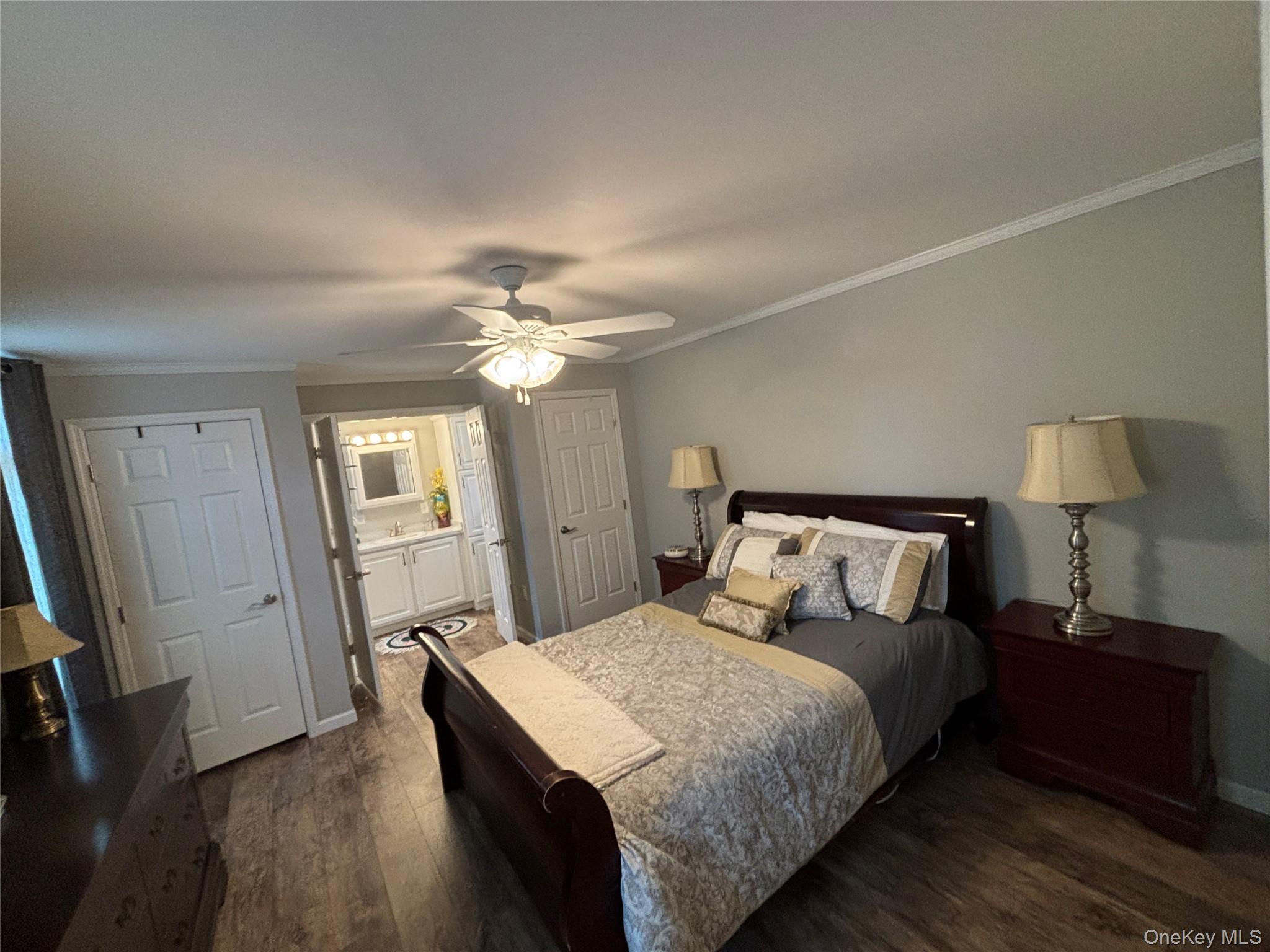 1661 Old Country Road, Unit 72 photo 20