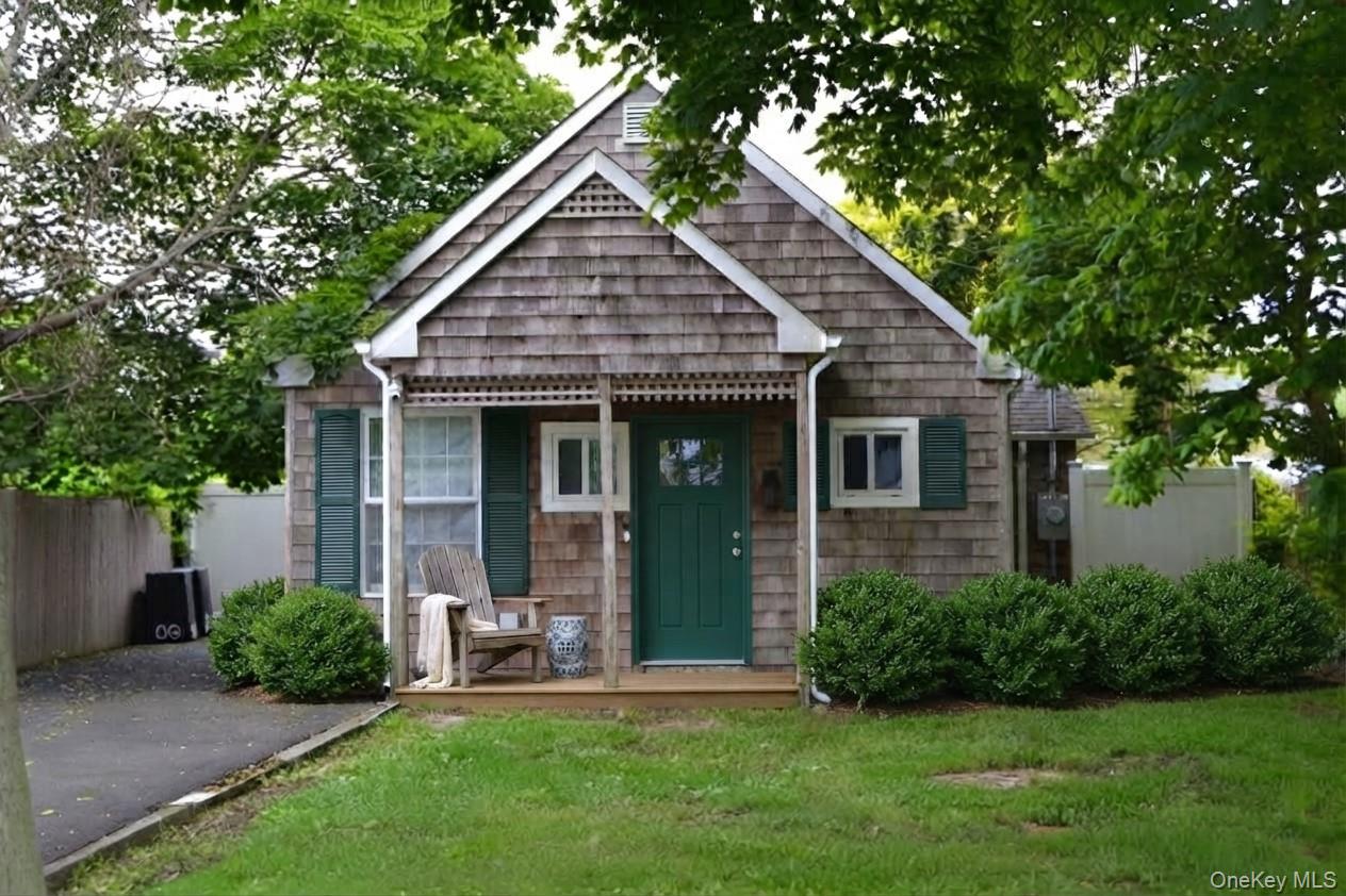60 Huguenot Drive – For Sale photo 2