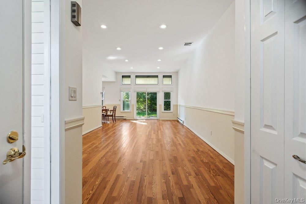 1406 Gotham Court W – For Sale photo 9