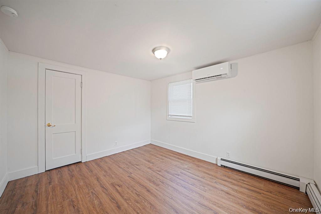 32 Dewey Street – For Sale photo 9