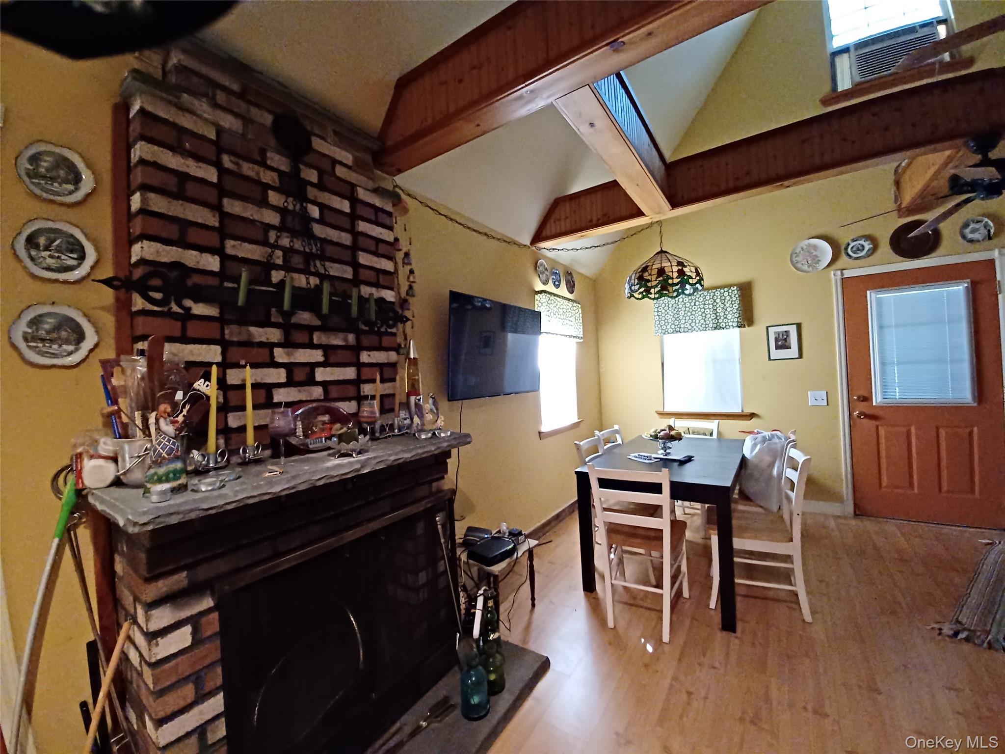 251 Jefferson Drive – For Sale photo 6