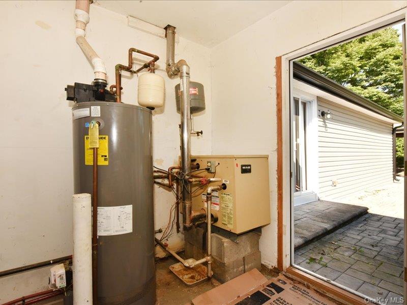 10 Greenwood Boulevard – For Sale photo 21