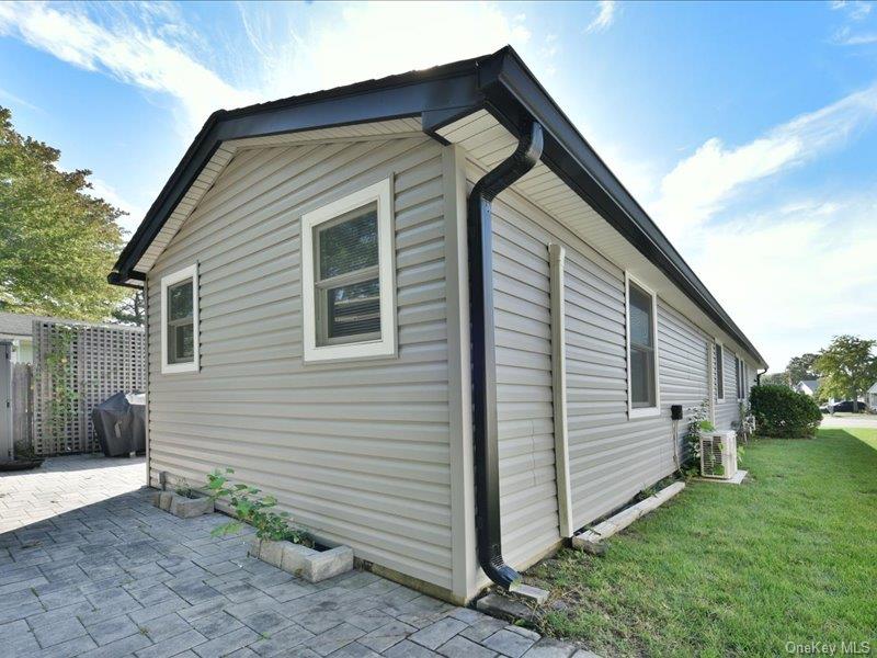 10 Greenwood Boulevard – For Sale photo 23