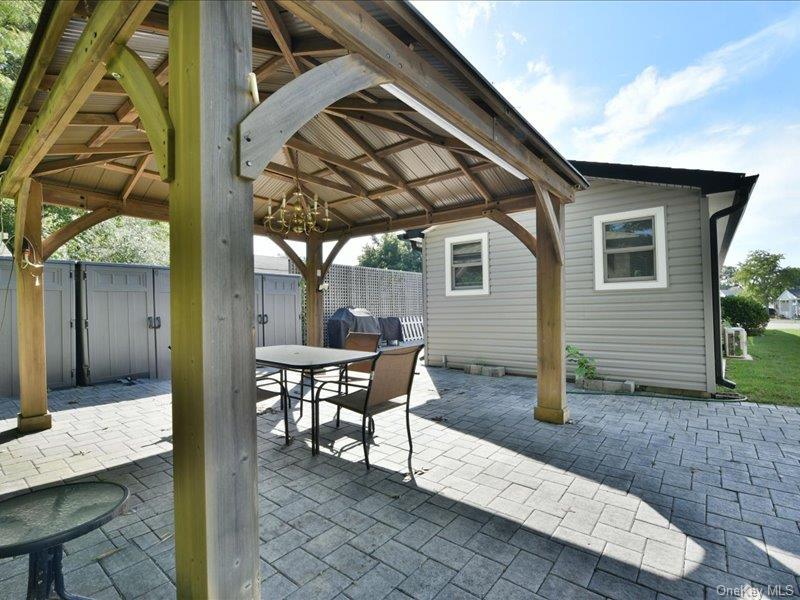 10 Greenwood Boulevard – For Sale photo 25