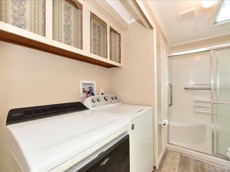 10 Greenwood Boulevard – For Sale photo 20