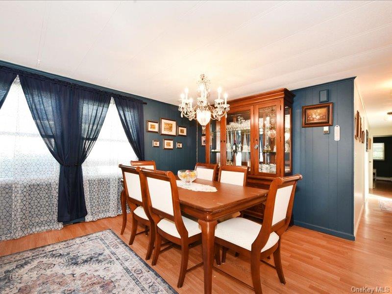 10 Greenwood Boulevard – For Sale photo 8