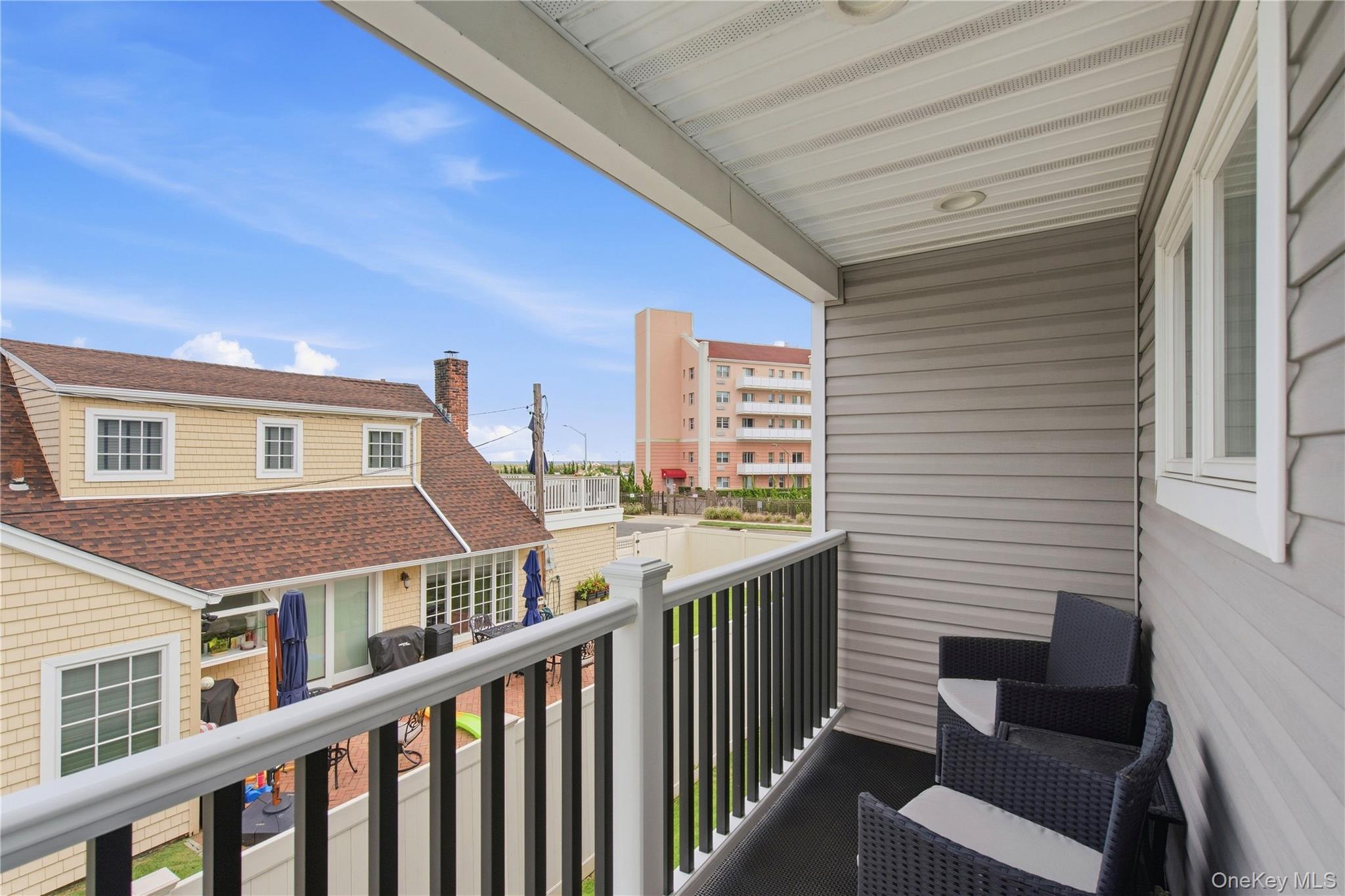 17 Richmond Road – For Sale photo 32