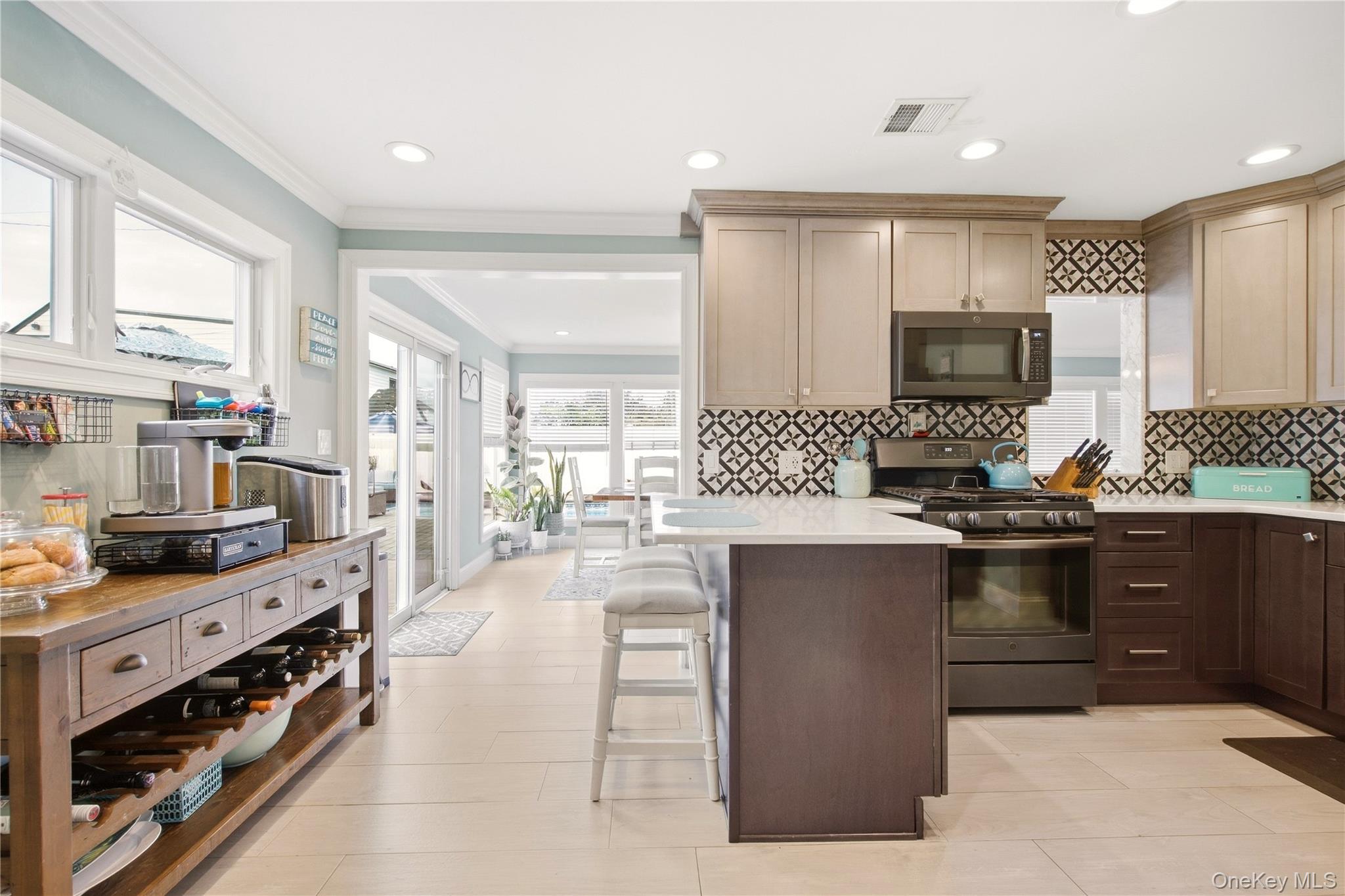 17 Richmond Road – For Sale photo 9