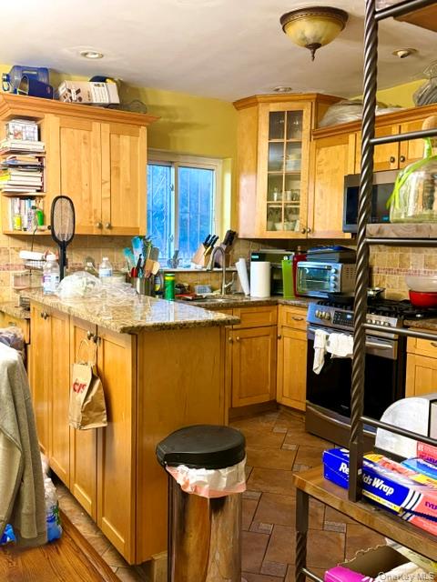 4775 Barnes Avenue – For Sale photo 8