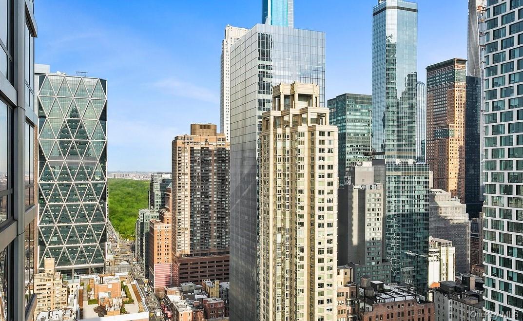 310 W 52nd Street, Unit 35A photo 3