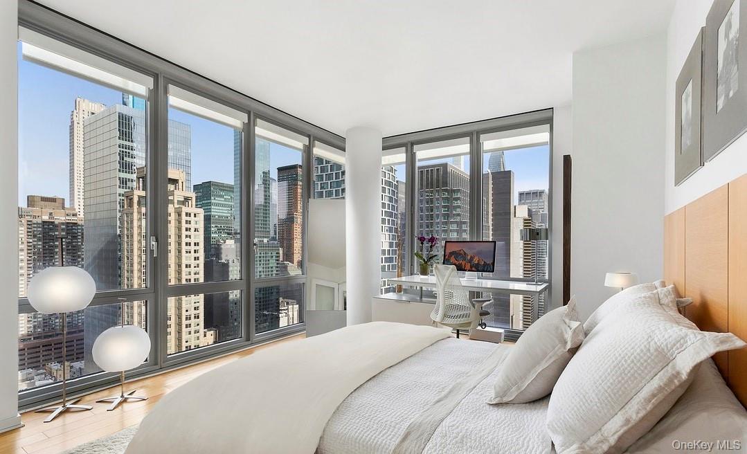 310 W 52nd Street, Unit 35A photo 6