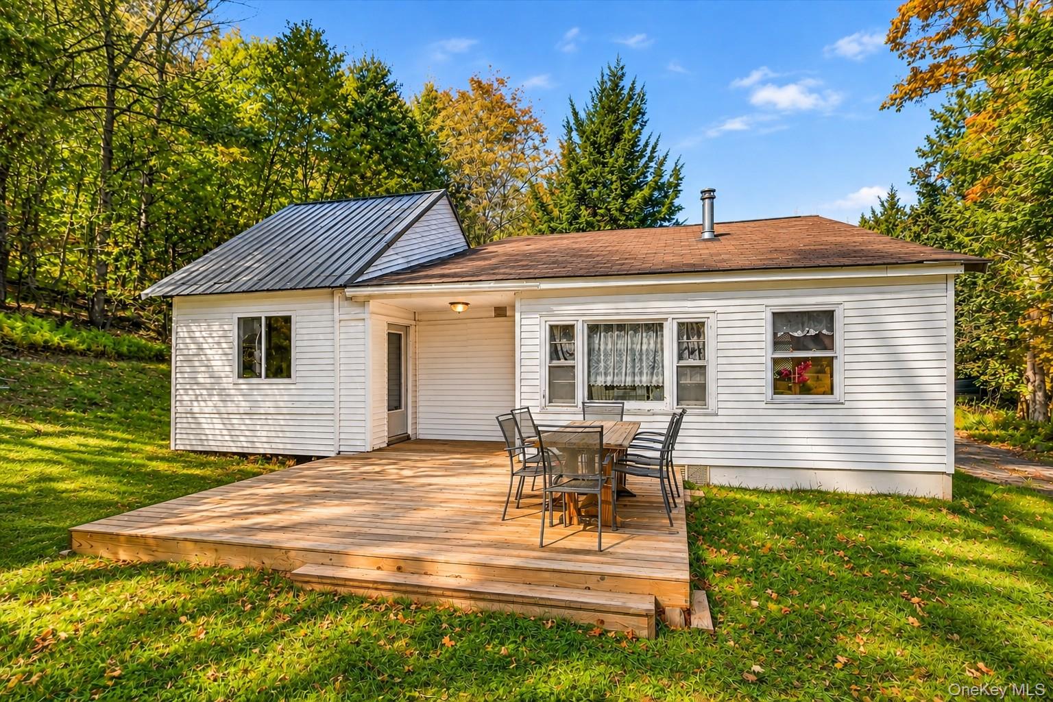 82 Starlight Drive – For Sale
