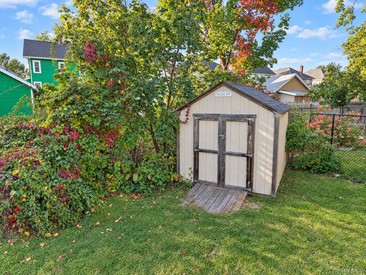 26 Oakwood Boulevard – For Sale photo 48