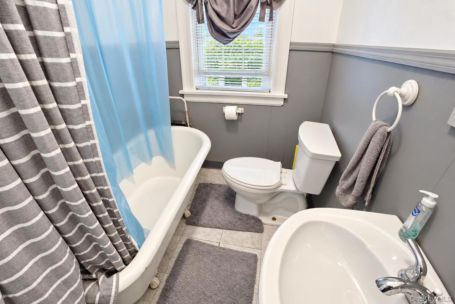 26 Oakwood Boulevard – For Sale photo 32