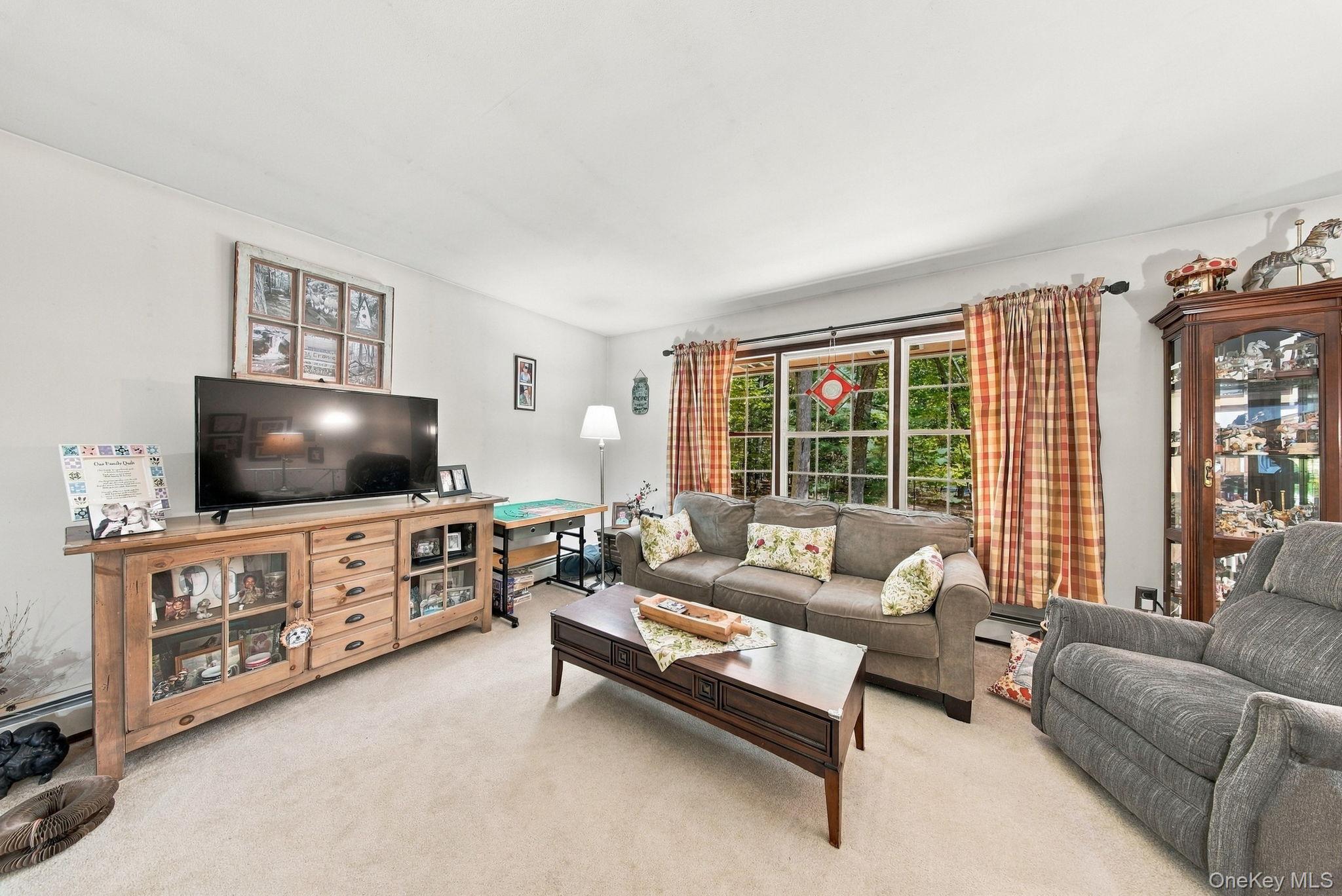 19 Franke Road – For Sale photo 18