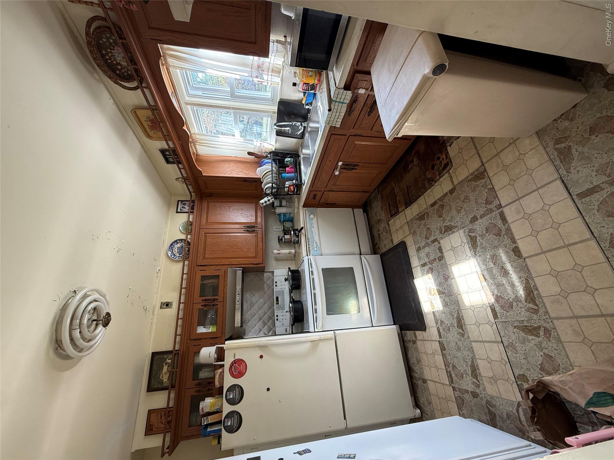 75 College Avenue – For Sale photo 17