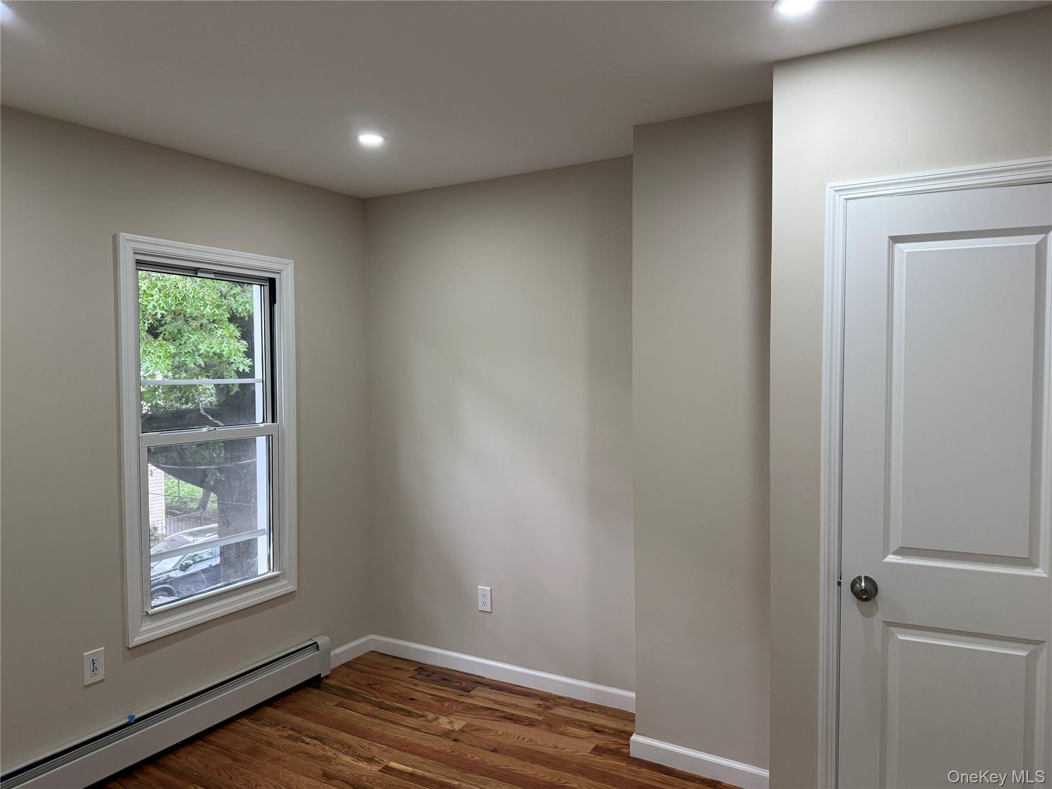 389 Warwick Street – For Sale photo 5