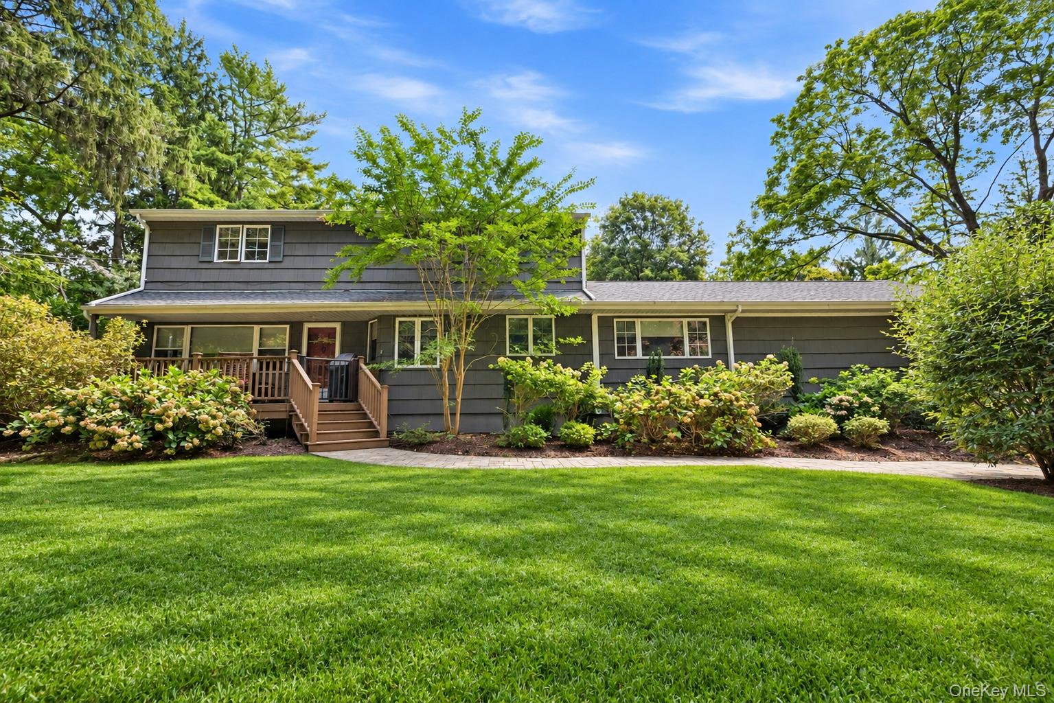 214 Norwood Avenue – For Sale photo 2
