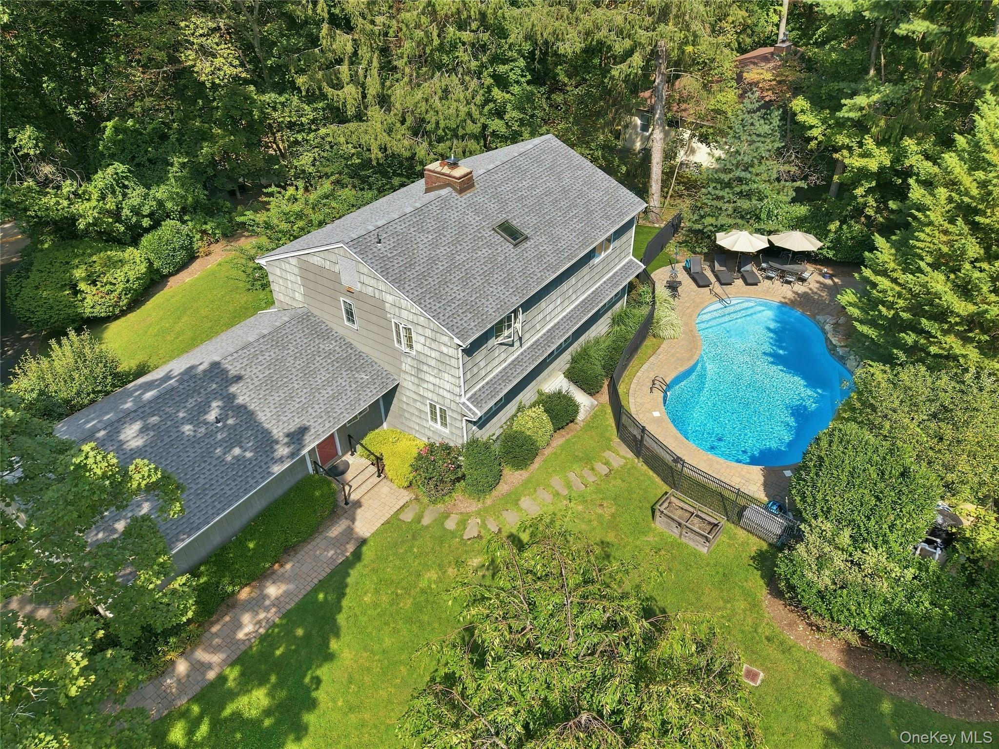214 Norwood Avenue – For Sale photo 7