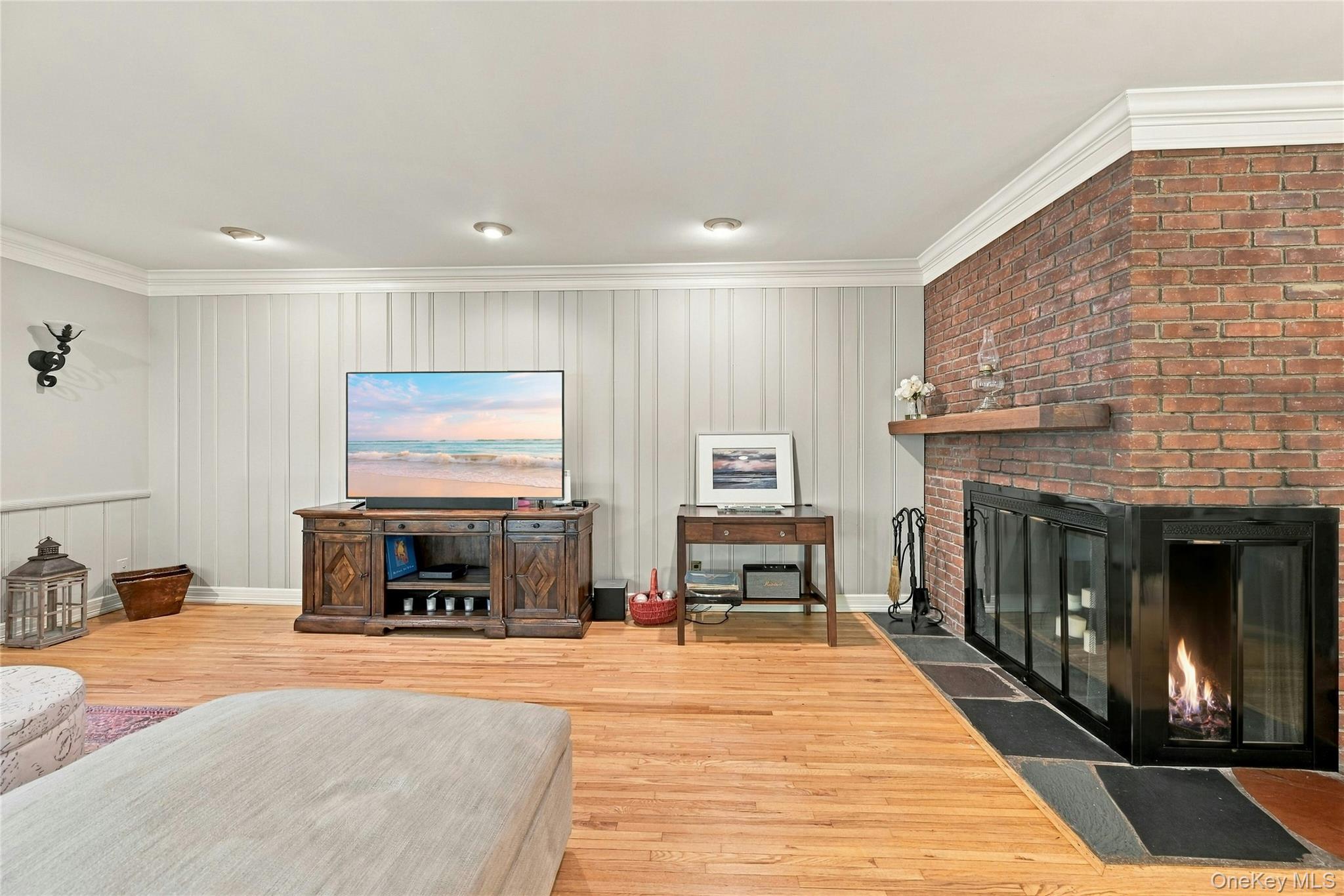 214 Norwood Avenue – For Sale photo 12