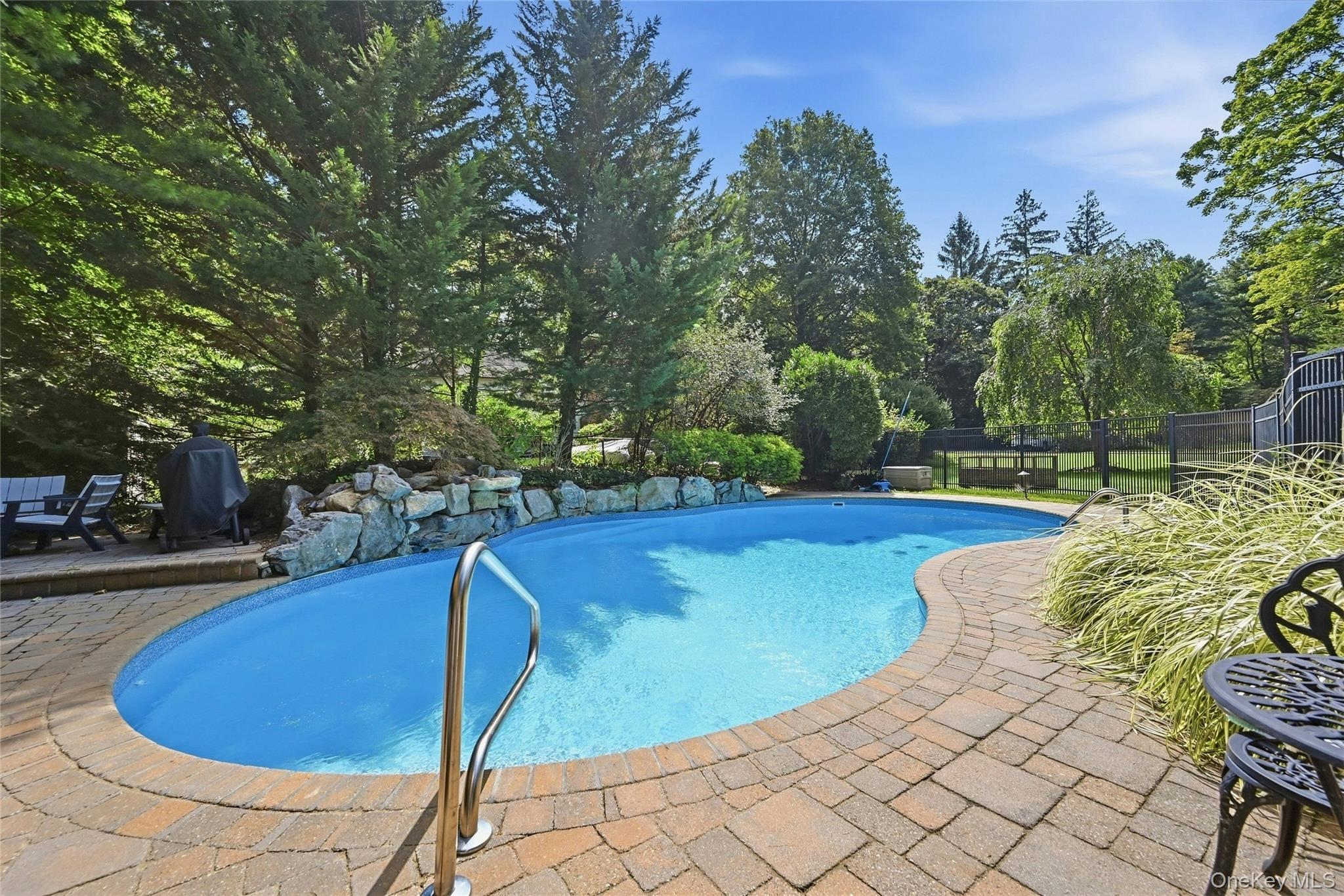 214 Norwood Avenue – For Sale photo 39