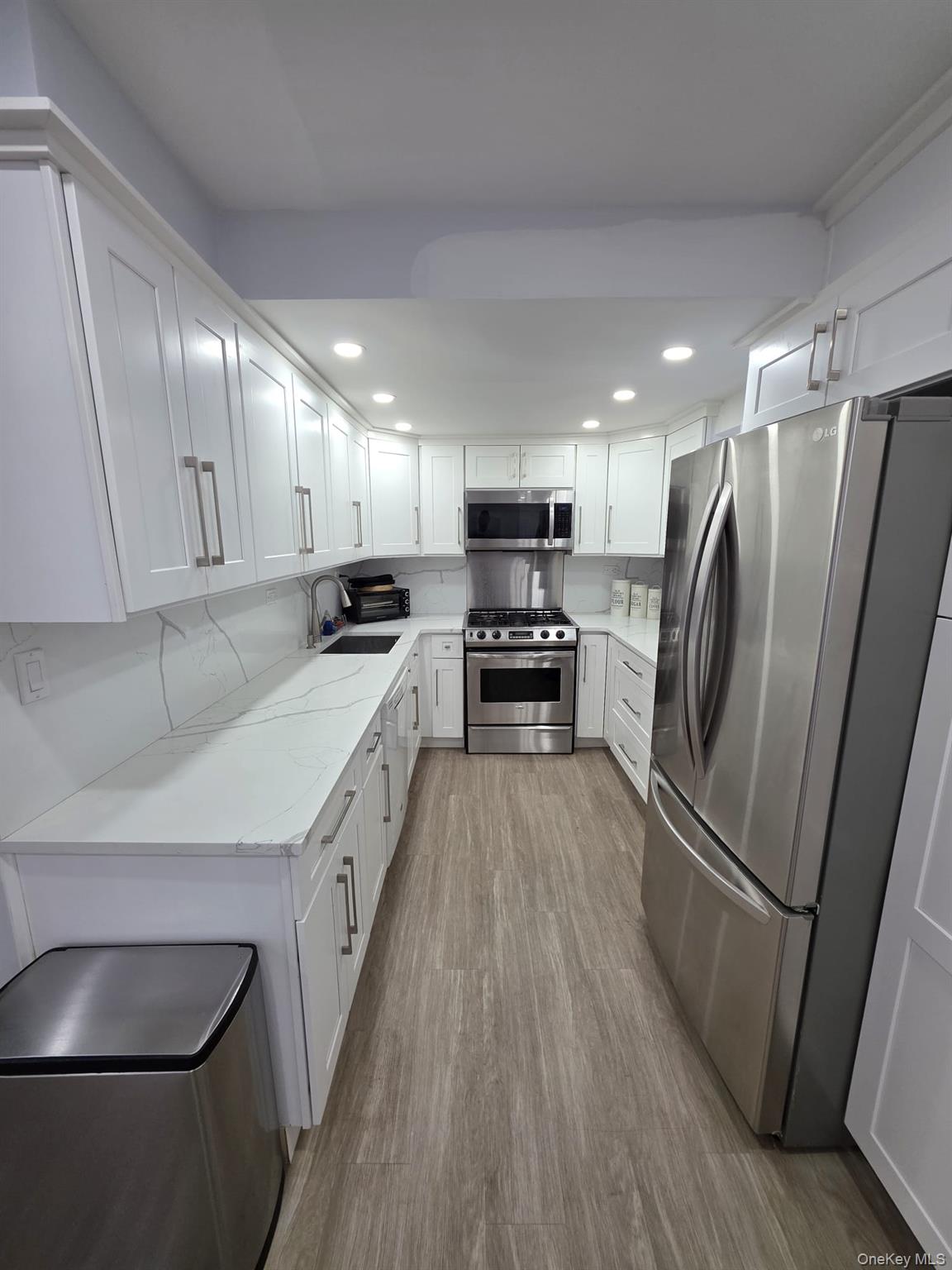 4901 Henry Hudson Parkway Parkway S, Unit 1H photo 11