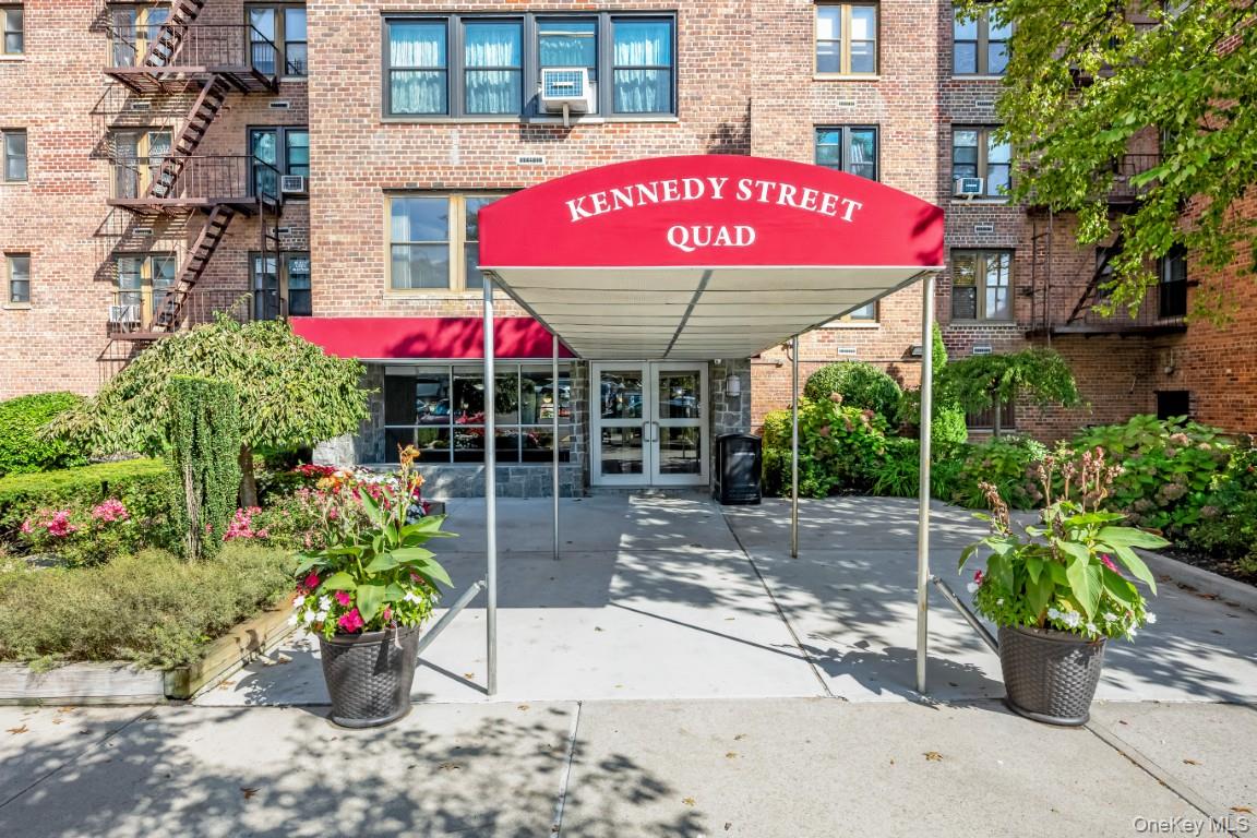 18-35 Corporal Kennedy Street, Unit 4F