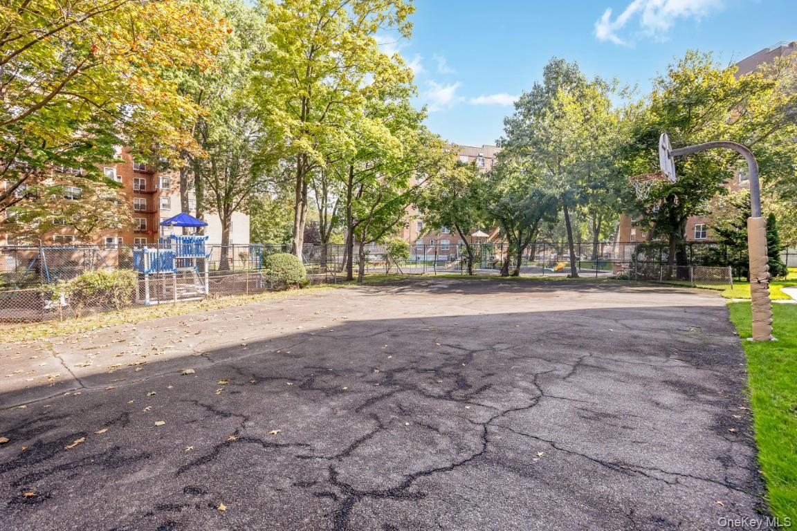 18-35 Corporal Kennedy Street, Unit 4F photo 19