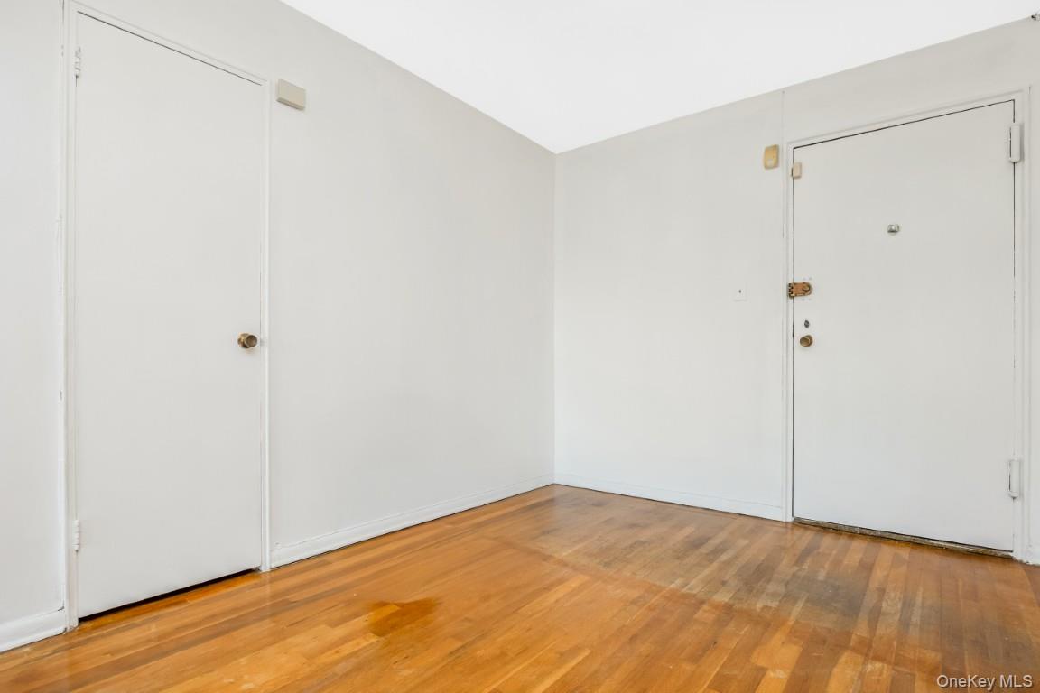 18-35 Corporal Kennedy Street, Unit 4F photo 2