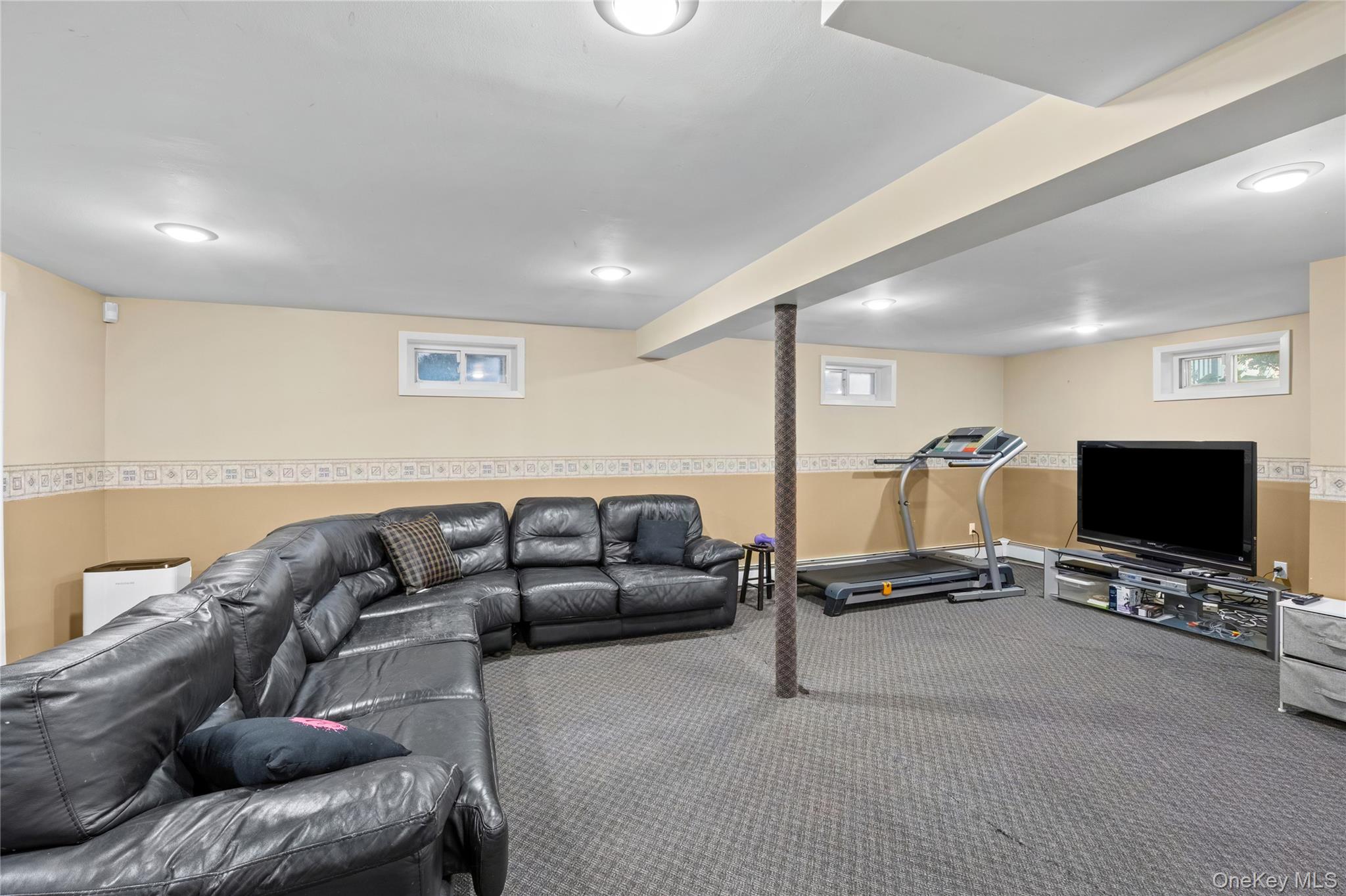 24 Kingswood Drive – For Sale photo 25