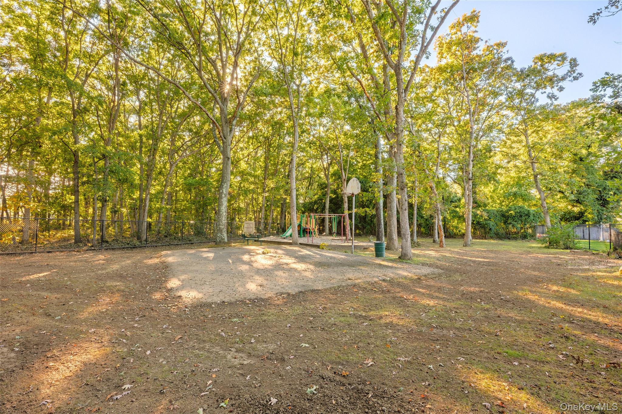 24 Kingswood Drive – For Sale photo 41