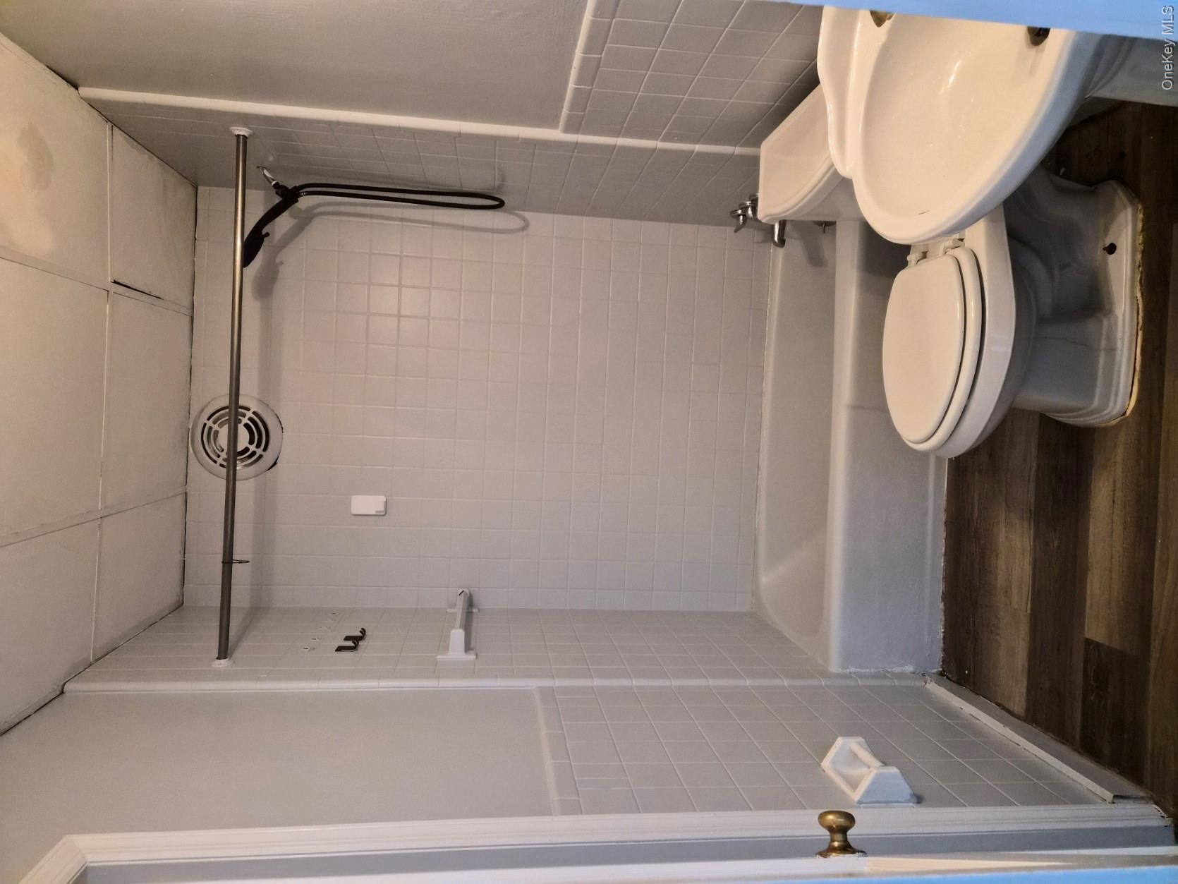 4 Market Street, Unit 2 photo 9
