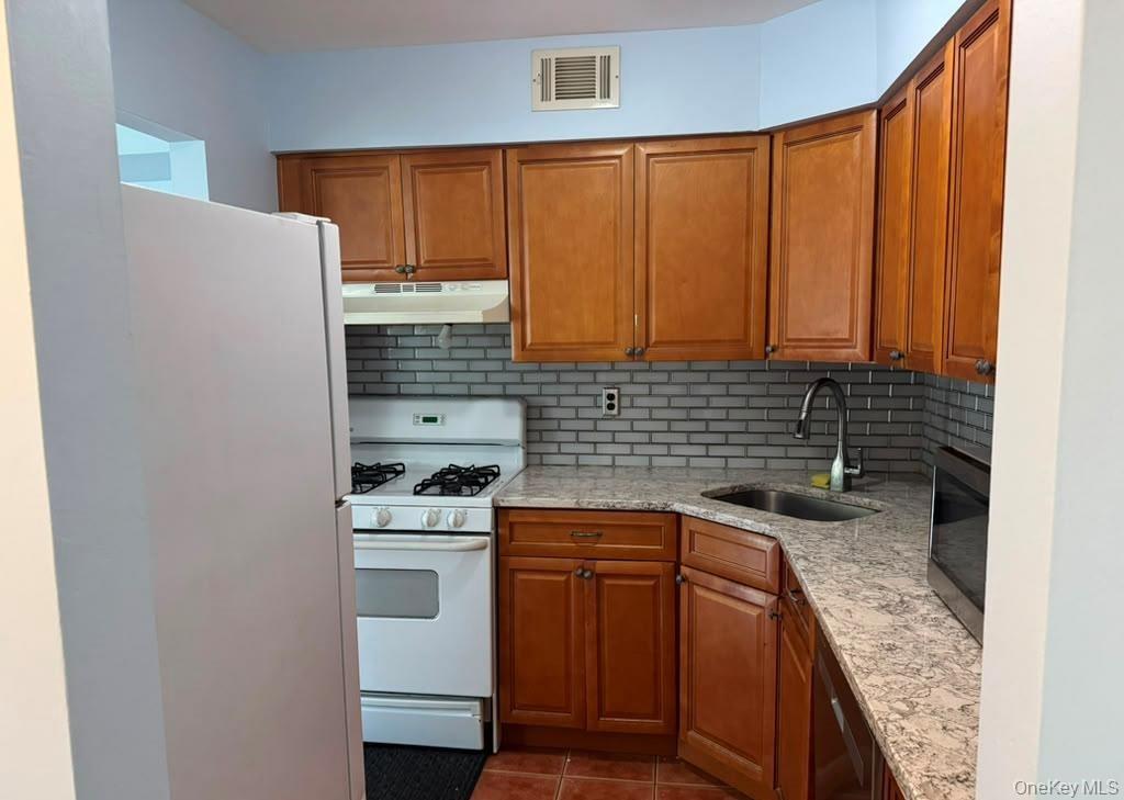 161 Fairview Circle – For Sale photo 4