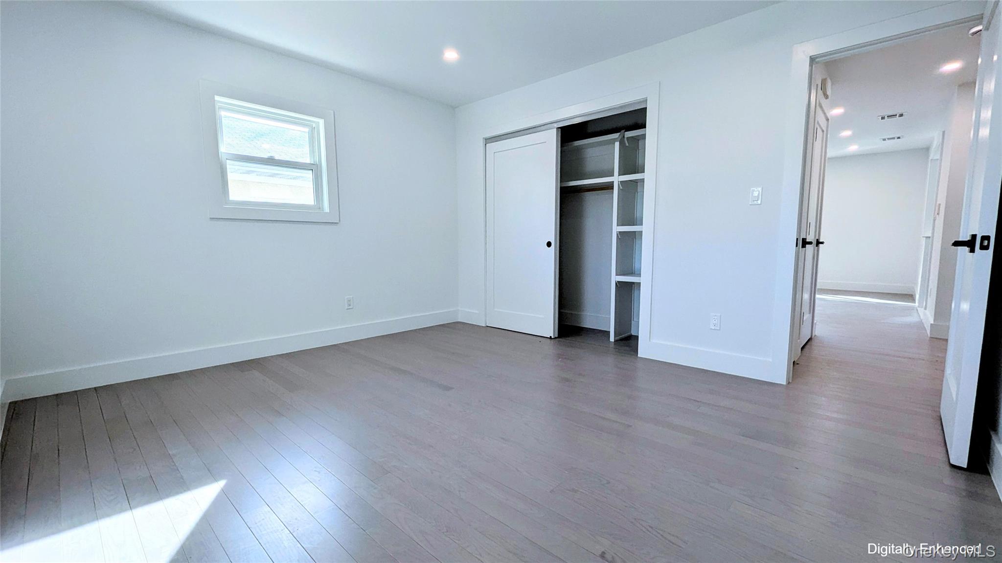 43 Yennicock Avenue, Unit 2 photo 9