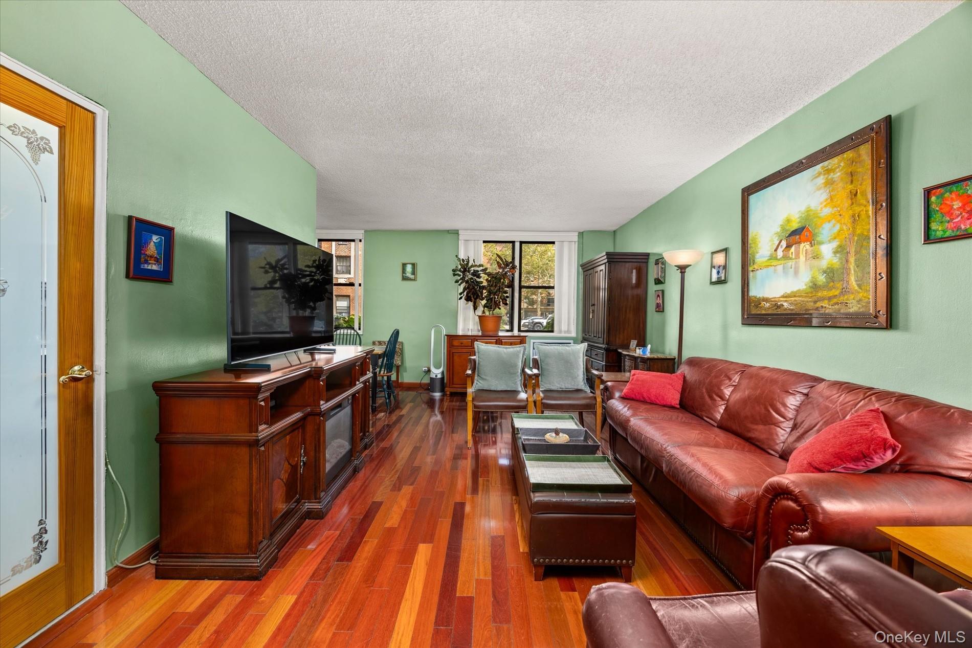 86-29 155th Avenue, Unit LE photo 3