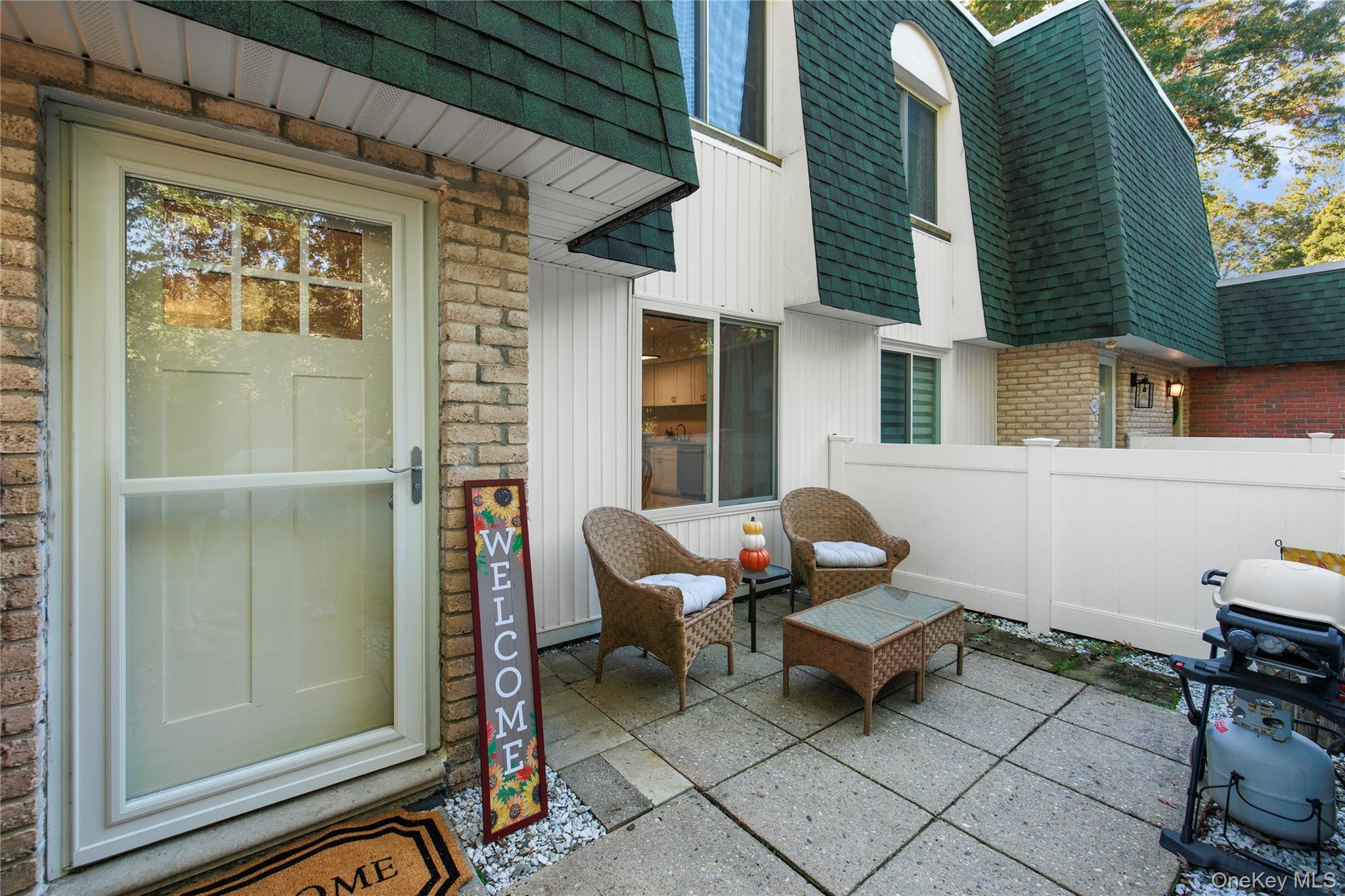 644 W End Drive – For Sale photo 11