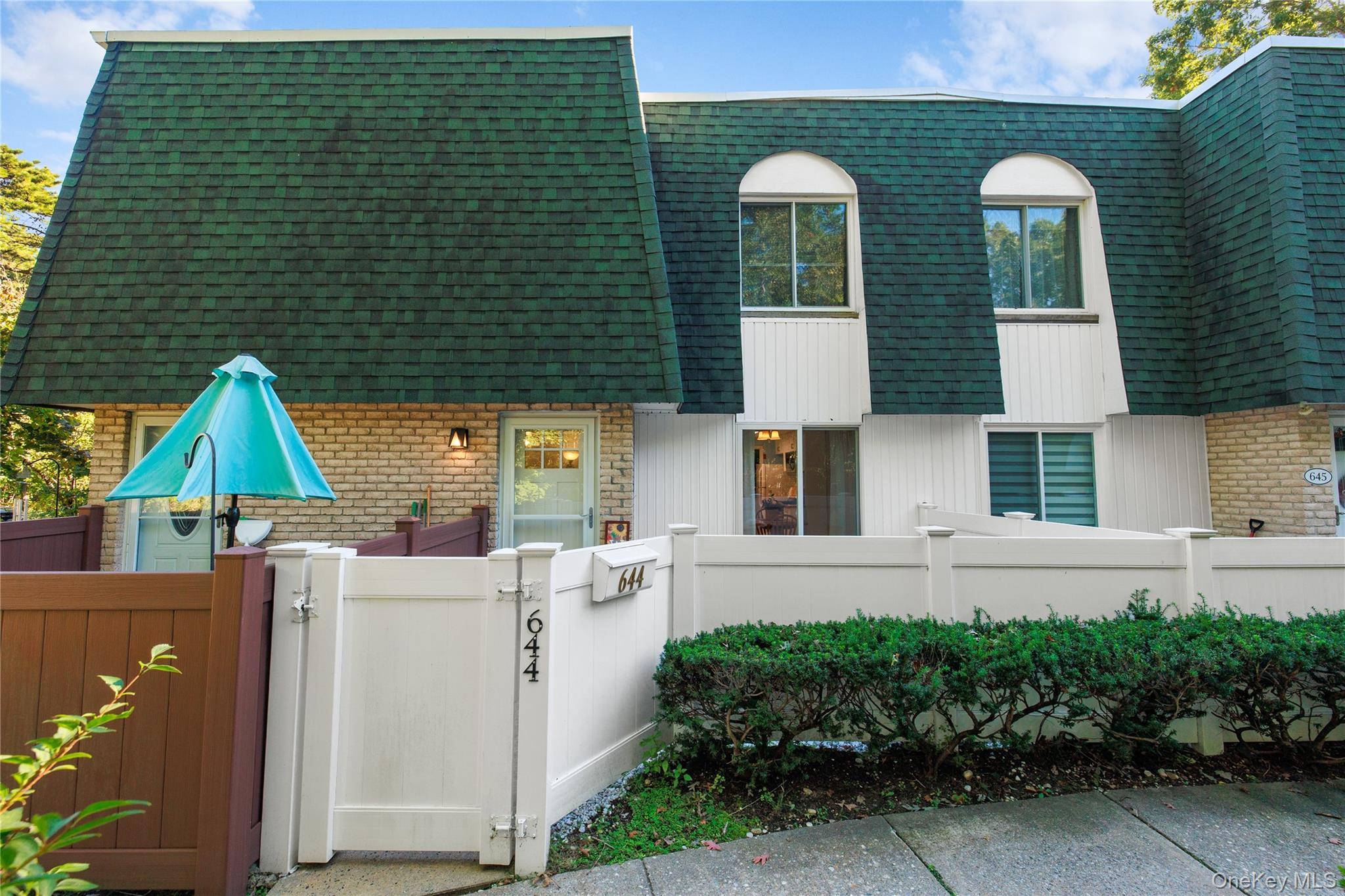 644 W End Drive – For Sale photo 12