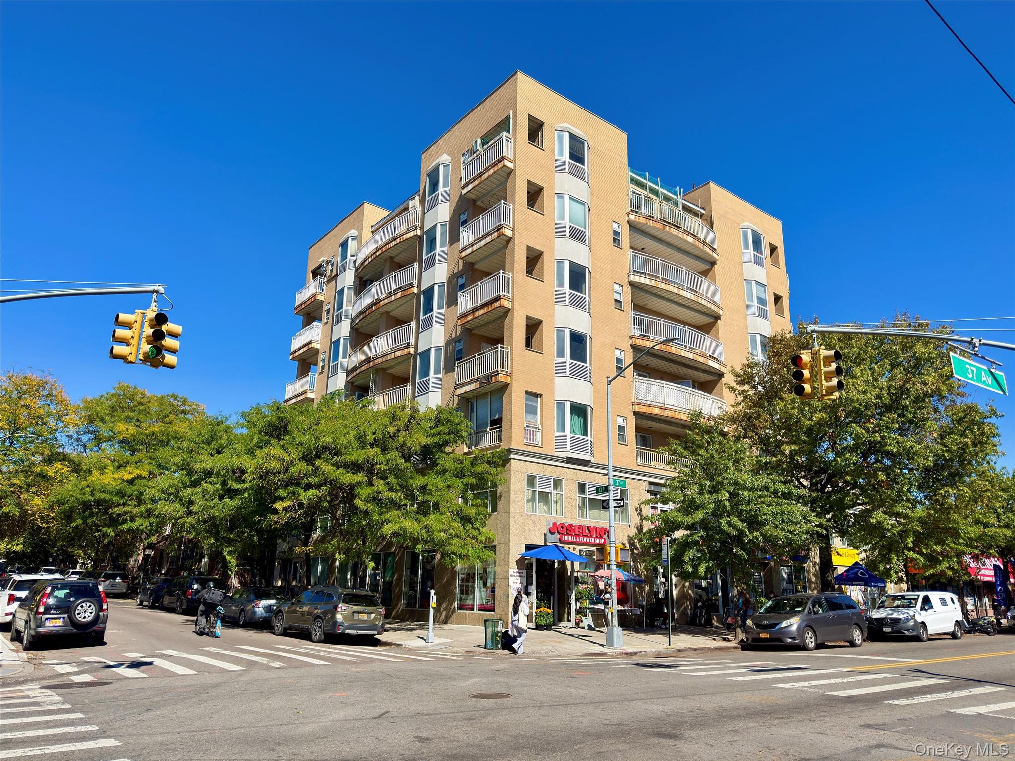 9305 37th Avenue, Unit 3C photo 19